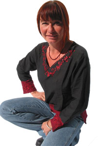 SD_Oberteil_schwarz_bestickt_freigest