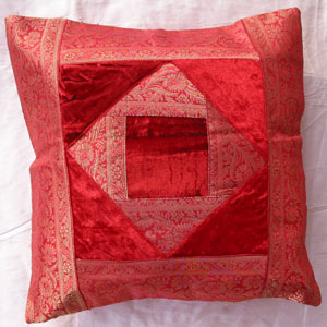 cushioncover_rot_Brokat_40x40